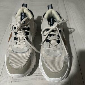 Unisex pass-off Sneakers